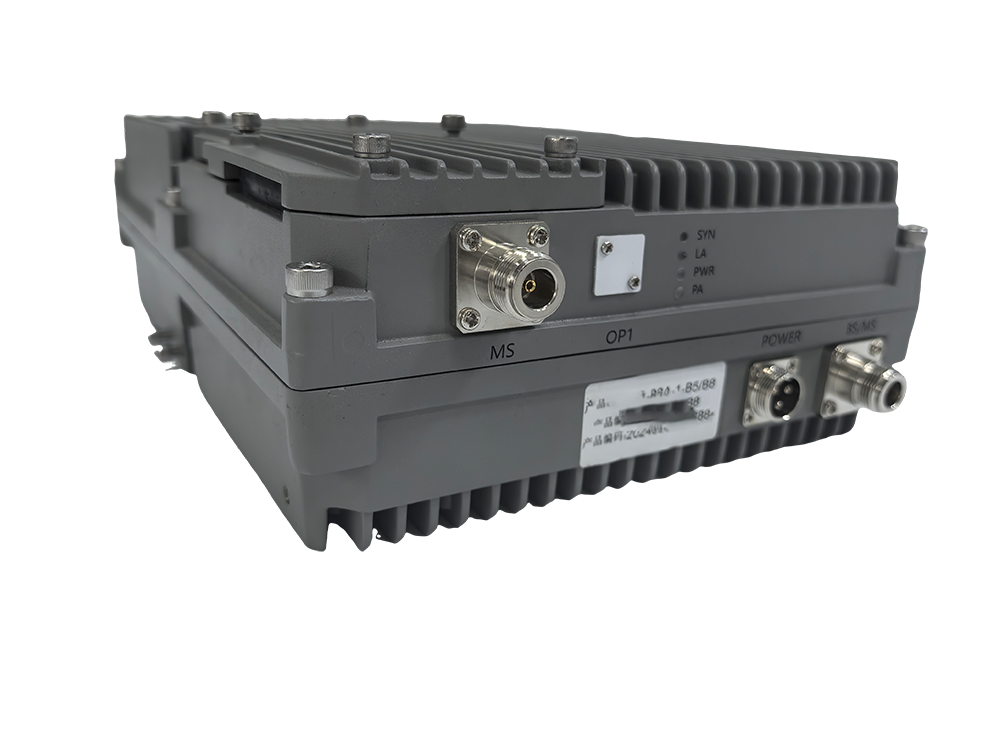  嫩江三频手机信号接收器2000㎡